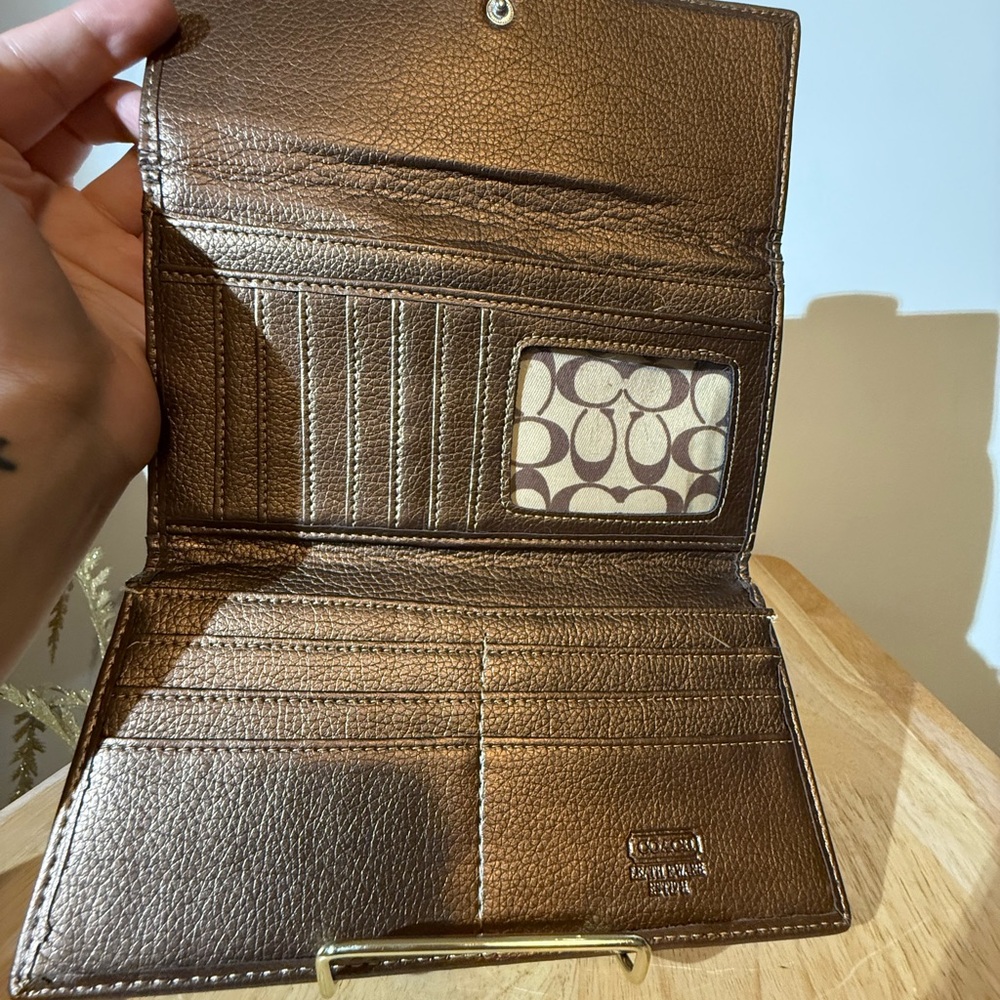 Wallet - Picture 7 of 12